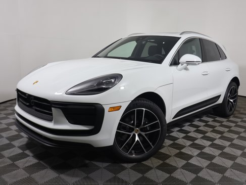 New 2024 Porsche Macan image 1