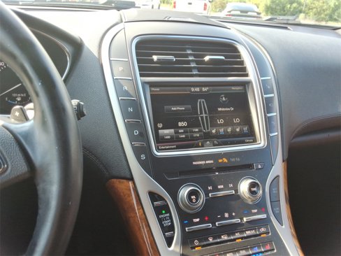 Used 2016 Lincoln MKX Reserve w/ Technology Package image 17