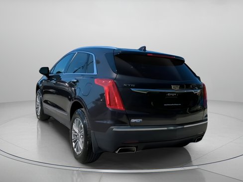 Used 2017 Cadillac XT5 Luxury w/ Driver Awareness Package image 21