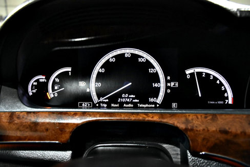 Used 2013 Mercedes-Benz S 550 4MATIC image 34