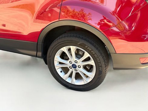 Used 2017 Ford Escape SE image 29