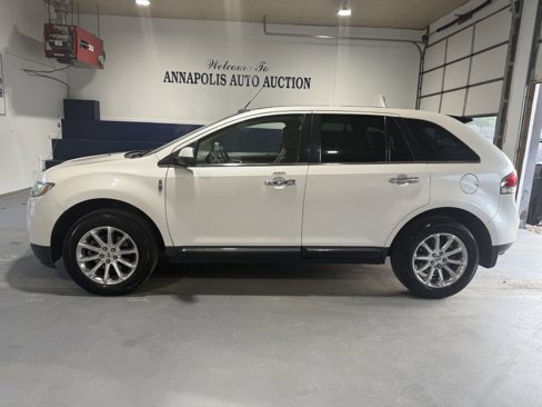 Used 2011 Lincoln MKX AWD w/ 101A Rapid Spec Order Code image 1