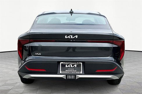 Certified 2025 Kia K4 LX image 4