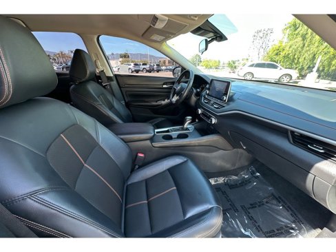 Used 2022 Nissan Altima 2.5 SR image 17