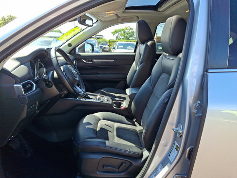 Used 2018 MAZDA CX-5 Touring w/ Preferred Equipment Package image 13