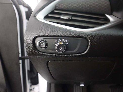 Used 2024 Chevrolet Malibu LT image 35