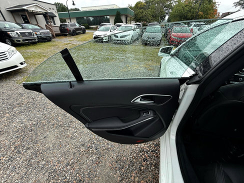 Used 2018 Mercedes-Benz CLA 250 4MATIC image 31