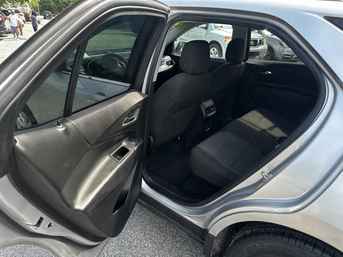 Used 2018 Chevrolet Equinox LT image 13