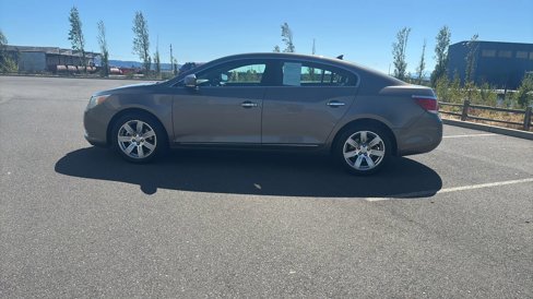 Used 2011 Buick LaCrosse CXL w/ Entertainment Package image 9
