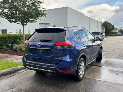 Used 2018 Nissan Rogue SV image 5
