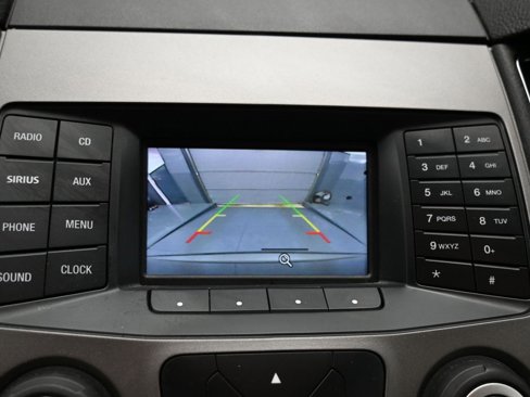 Used 2017 Ford Taurus SE image 19