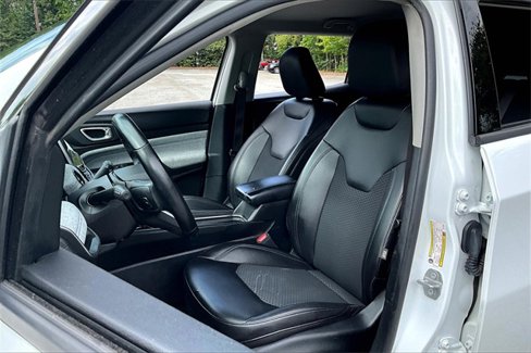 Used 2022 Jeep Compass Latitude w/ Convenience Group image 21