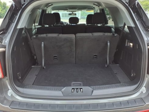 Used 2022 Ford Explorer XLT image 10