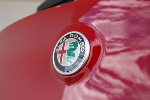 Used 2024 Alfa Romeo Stelvio Sprint image 19