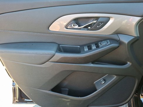 Certified 2023 Chevrolet Traverse LT image 12