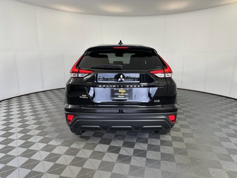 Used 2024 Mitsubishi Eclipse Cross LE image 9