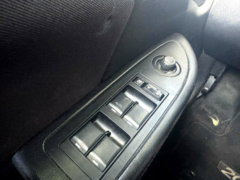 Used 2012 Chrysler 200 Touring image 16