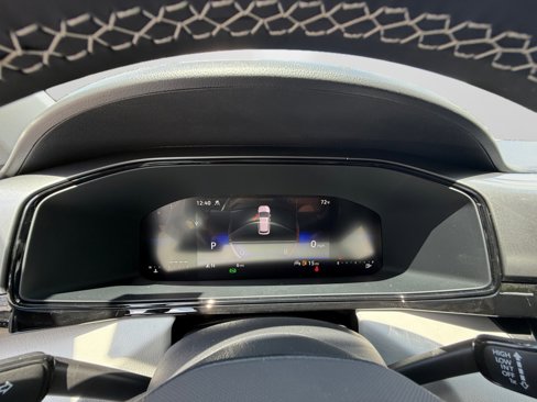 New 2025 Volkswagen Taos S image 11
