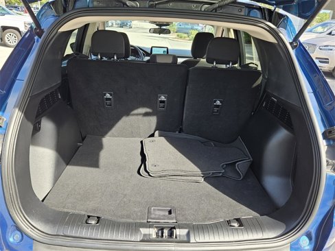 Used 2020 Ford Escape SE image 9