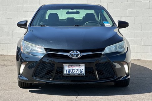 Used 2015 Toyota Camry XSE image 4