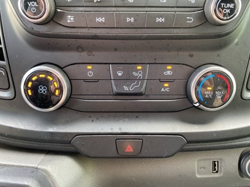 Used 2020 Ford Transit 250 Medium Roof image 22