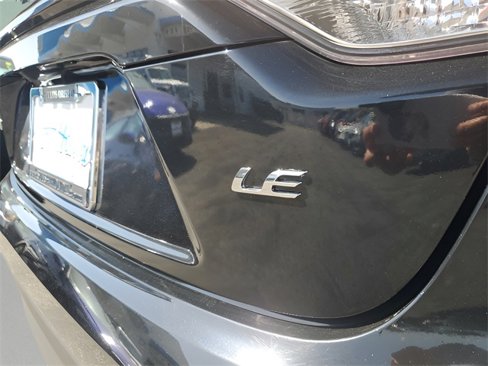Used 2024 Toyota Corolla LE image 23