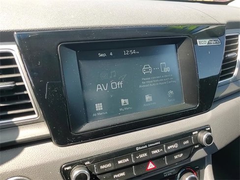 Used 2018 Kia Niro LX image 19