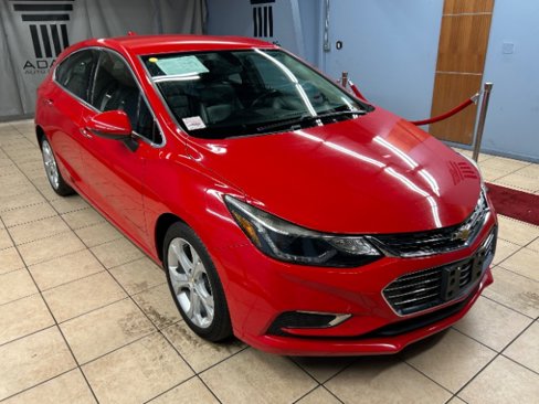 Used 2017 Chevrolet Cruze Premier image 1
