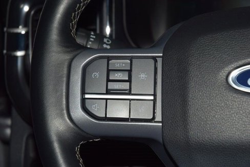 Used 2023 Ford F450 Lariat w/ Snow Plow Prep Package image 27