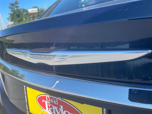 Used 2013 Chrysler 200 Touring image 38
