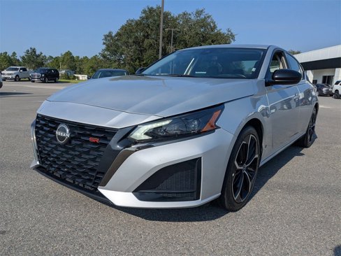 Used 2024 Nissan Altima 2.5 SR image 8