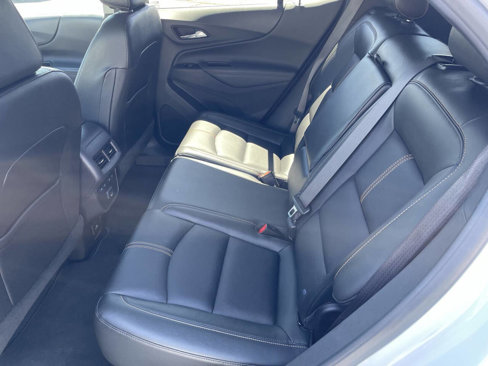 Used 2022 Chevrolet Equinox Premier image 4
