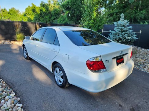 Used 2005 Toyota Camry LE image 3