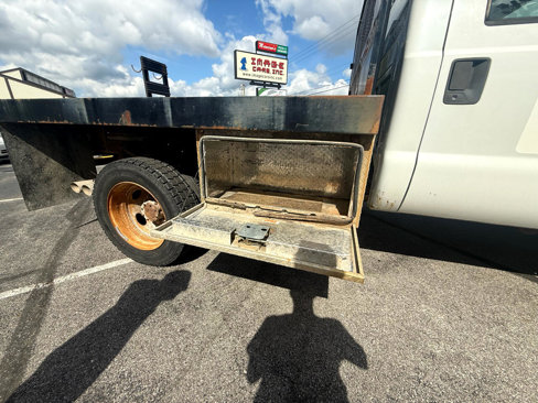 Used 2008 Ford F550 2WD Regular Cab Super Duty image 16