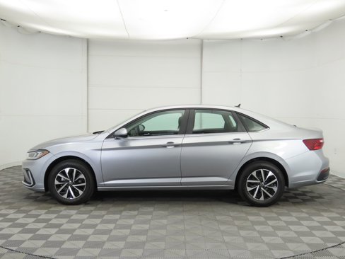 New 2025 Volkswagen Jetta S image 9