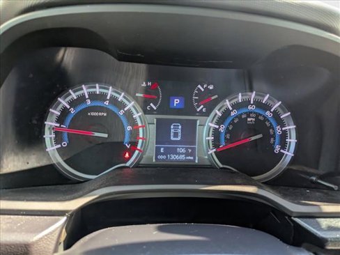 Used 2014 Toyota 4Runner SR5 image 10