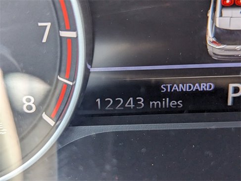 Used 2023 Nissan Rogue S image 25