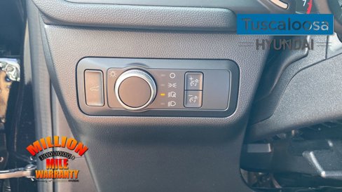 Used 2021 Ford Escape SE w/ SE Sport Appearance Package image 16
