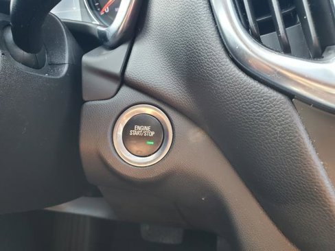 Used 2022 Chevrolet Equinox LT image 18