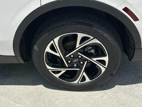 New 2025 Lincoln Nautilus Premier w/ Jet Appearance Package image 10