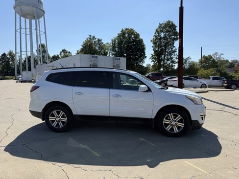 Used 2016 Chevrolet Traverse LT image 5