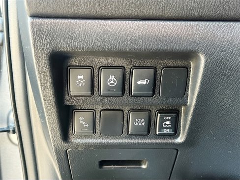 Certified 2020 Nissan Pathfinder SL image 8