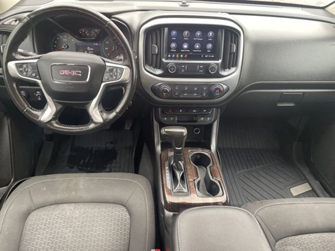 Used 2019 GMC Canyon SLE image 3