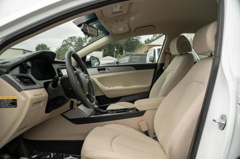 Used 2016 Hyundai Sonata SE image 7