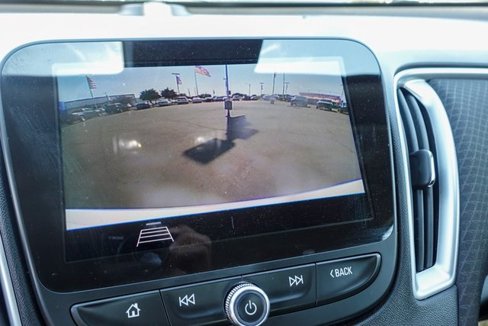 Used 2020 Chevrolet Malibu LS w/ Driver Confidence Package II image 20