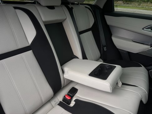 Used 2020 Land Rover Range Rover Velar R-Dynamic S image 40