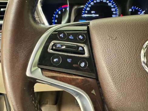 Used 2015 Cadillac SRX Luxury w/ Driver Awareness Package image 13