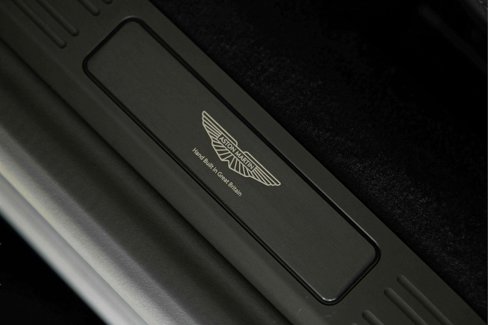 New 2025 Aston Martin V8 Vantage Coupe image 18