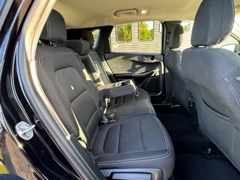 Used 2025 Ford Escape Active image 25