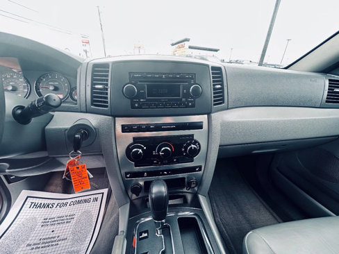 Used 2006 Jeep Grand Cherokee Laredo image 14